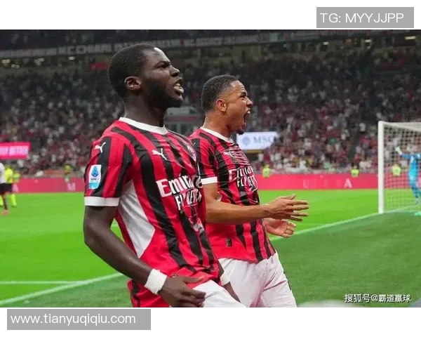 国王杯精彩对决AC米兰逆袭曼城补时进球引发争议与狂欢