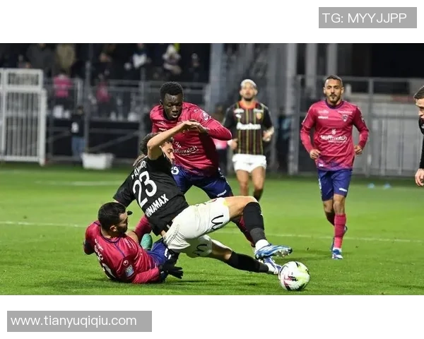 中超精彩对决那不勒斯3-0阿森纳神奇扑救点燃全场激情解析