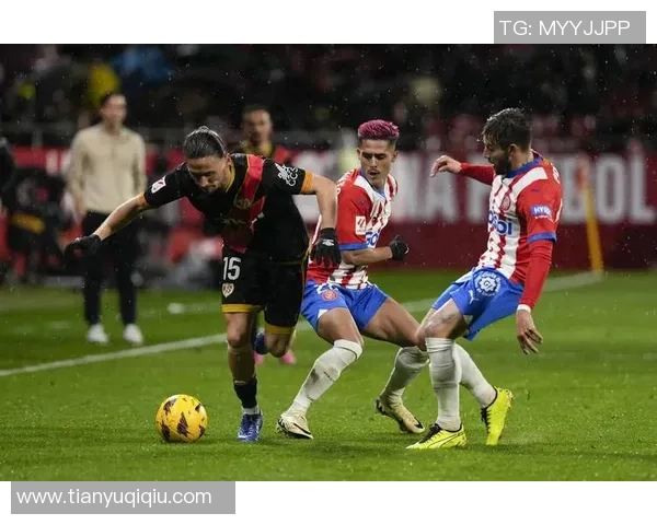 西甲激战巴萨5-1大胜里昂点球大战瞬间点燃全场激情 西甲激战巴萨5-1大胜里昂点球大战瞬间点燃全场激情