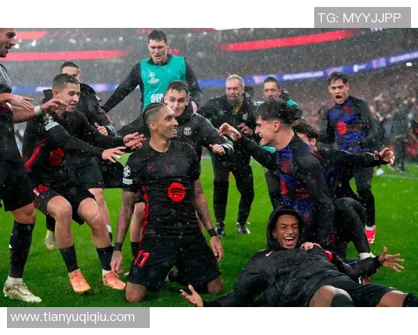 足总杯惊天逆转本菲卡2-1战胜巴萨全场沸腾 足总杯惊天逆转本菲卡2-1战胜巴萨全场沸腾