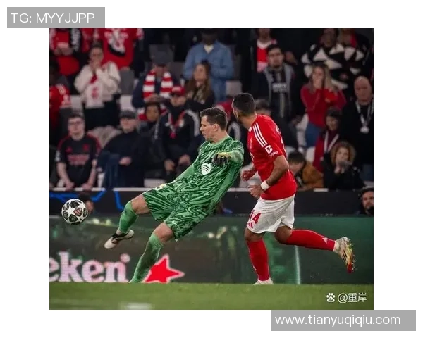 欧冠经典对决尤文图斯惊险逆转那不勒斯帽子戏法引爆全场