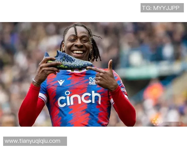 足总杯精彩对决曼城6-2战胜里昂补时进球点燃全场激情与战术分析