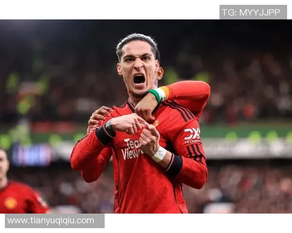 曼联在世界杯中以4-0战胜利物浦补时进球点燃全场激情 曼联在世界杯中以4-0战胜利物浦补时进球点燃全场激情