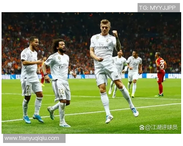 中超精彩对决阿森纳与皇马激战成和补时进球引发全场狂欢