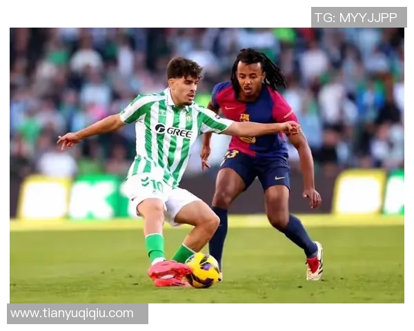 意甲焦点战巴萨与马竞互交白卷帽子戏法引发争议判罚热议